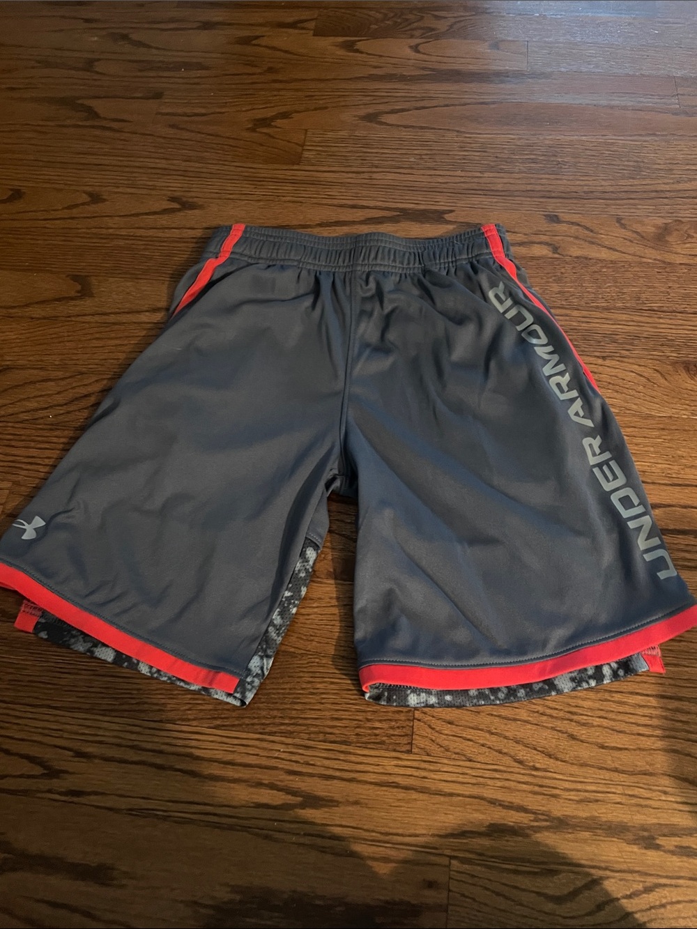 Under Armour Men’s Gray Athletic Shorts with Red Accents